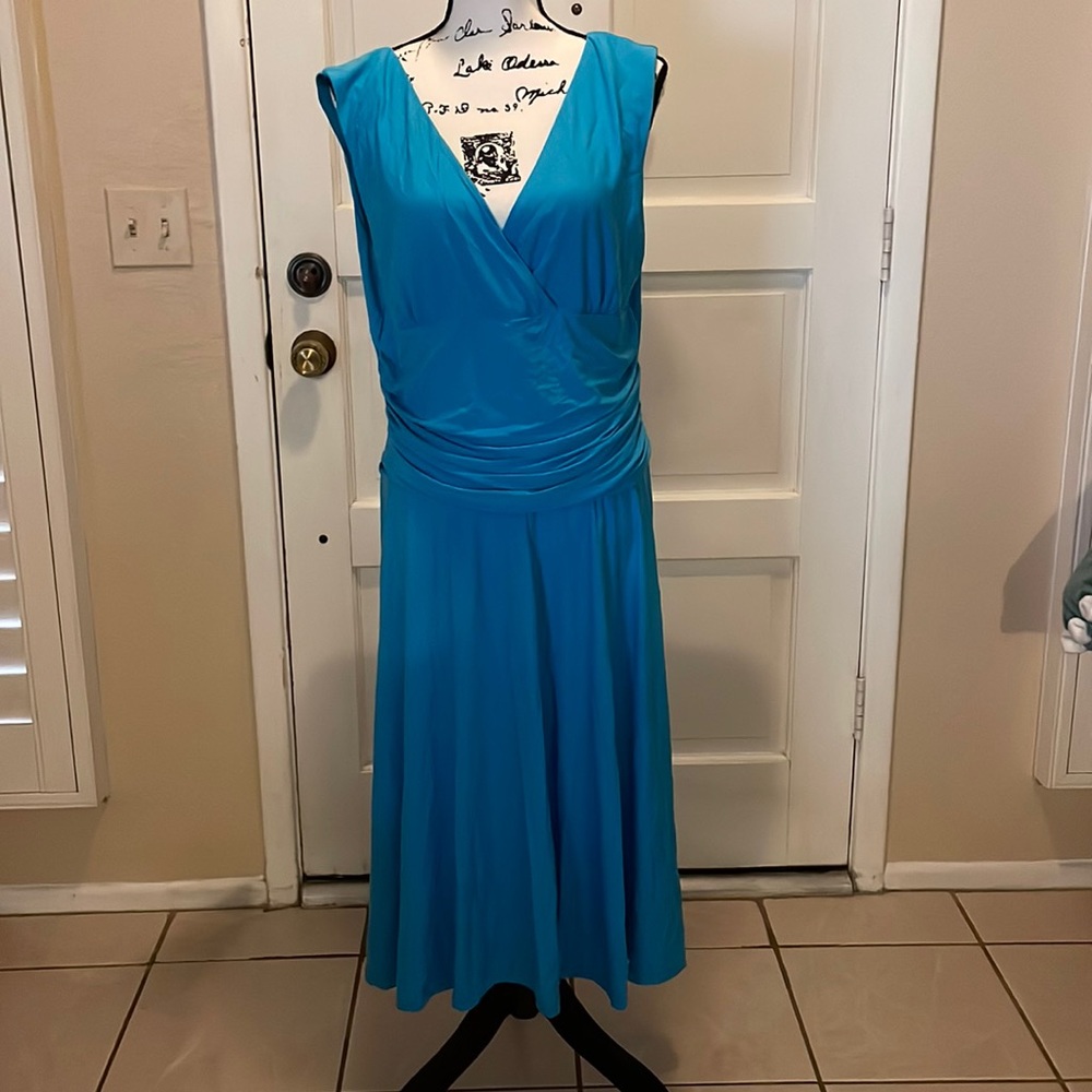 Blue Papillon sleeveless dress ⭐️